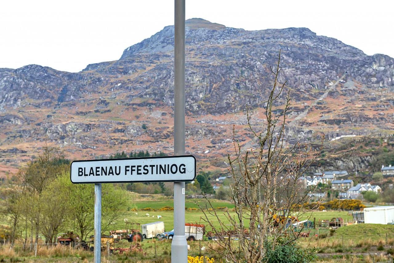 Finest Retreats - Maes Neuadd Blaenau Ffestiniog Exterior photo